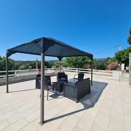 E Hébergement de vacances Rottani