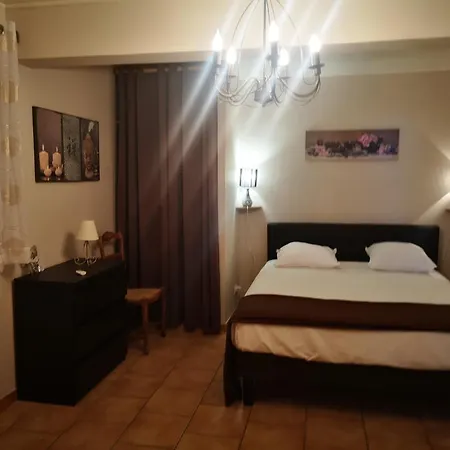 Hébergement de vacances E *